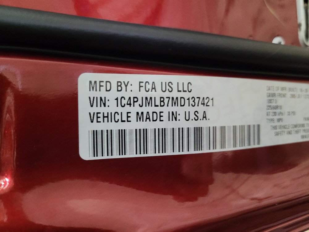 Used 2021 Jeep Cherokee Latitude Plus AWD/4WD image 33