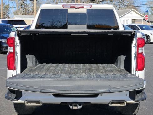 Certified 2020 Chevrolet Silverado 1500 High Country w/ Technology Package image 9