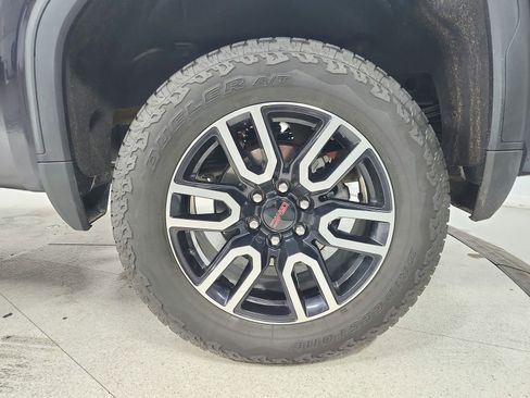 Used 2026 GMC Sierra 1500 AT4 w/ AT4 Premium Package AWD/4WD image 55