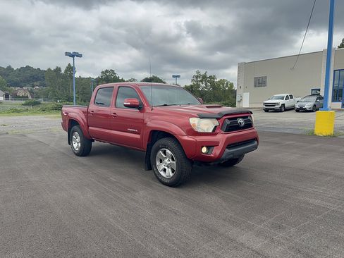 Used 2012 Toyota Tacoma 4x4 Double Cab w/ TRD Sport Pkg image 8