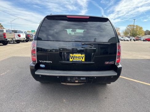 Used 2013 GMC Yukon Denali image 8