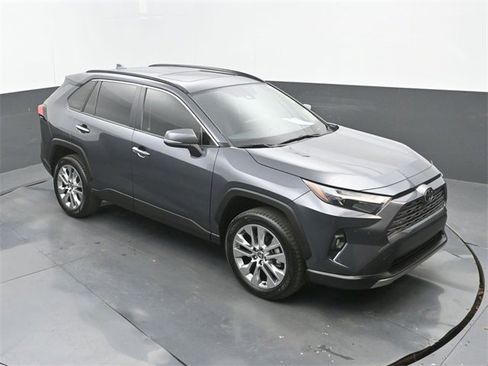 Used 2023 Toyota RAV4 Limited image 30