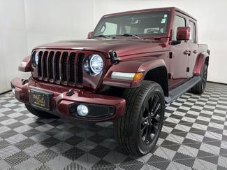 Used 2021 Jeep Gladiator Overland video 3