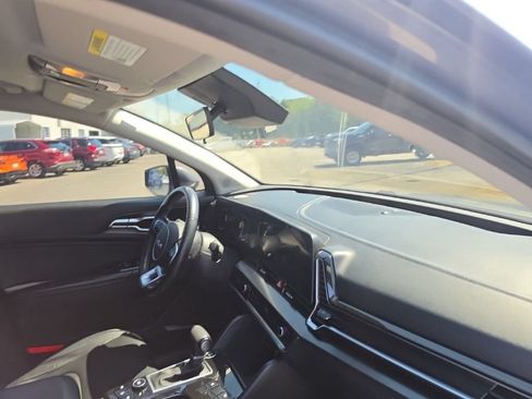 Used 2023 Kia Sportage EX FWD image 34