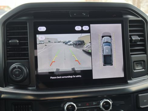 Used 2025 Ford F150 Lariat w/ Equipment Group 501A Mid image 16