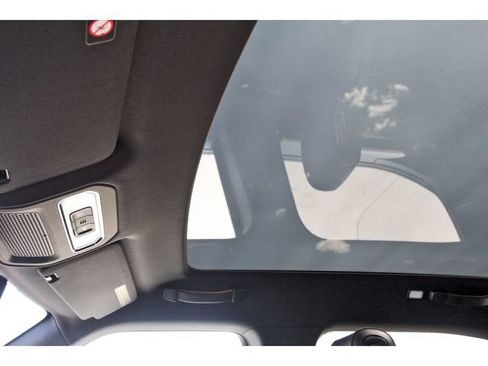 Used 2025 Rivian R1T Adventure AWD/4WD image 27