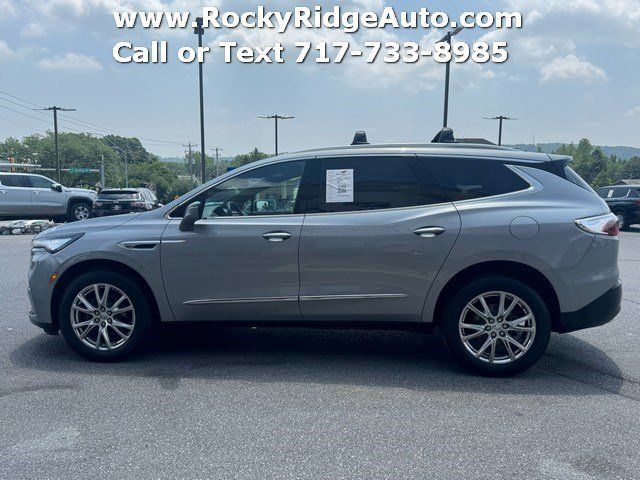 Used 2023 Buick Enclave Essence w/ Experience Buick Package AWD/4WD image 4
