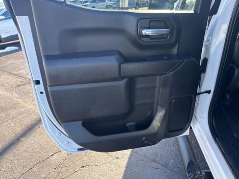 Used 2023 Chevrolet Silverado 1500 Custom image 19