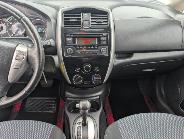 Used 2015 Nissan Versa Note SV FWD image 17