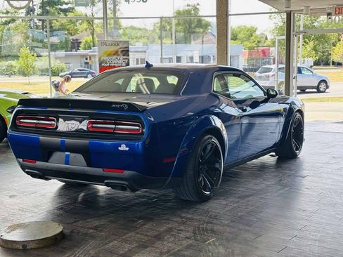 Used 2022 Dodge Challenger SRT Hellcat RWD image 8