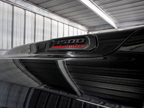 Used 2022 RAM 3500 Limited image 54