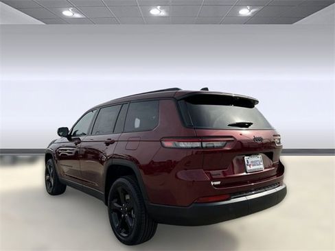 New 2025 Jeep Grand Cherokee L Limited w/ Luxury Tech Group II image 3