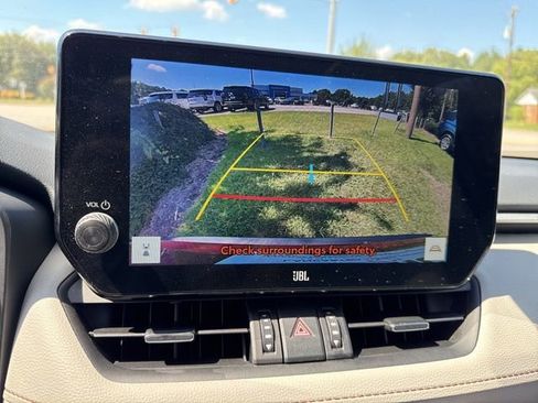 Used 2024 Toyota RAV4 Limited image 18