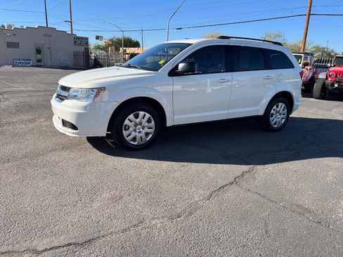 Used 2018 Dodge Journey SE image 10