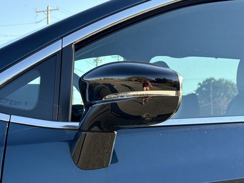 New 2025 Chrysler Pacifica Select image 28