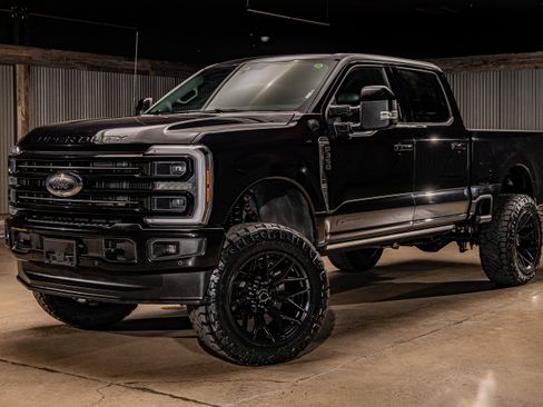Used 2026 Ford F350 Platinum AWD/4WD image 3