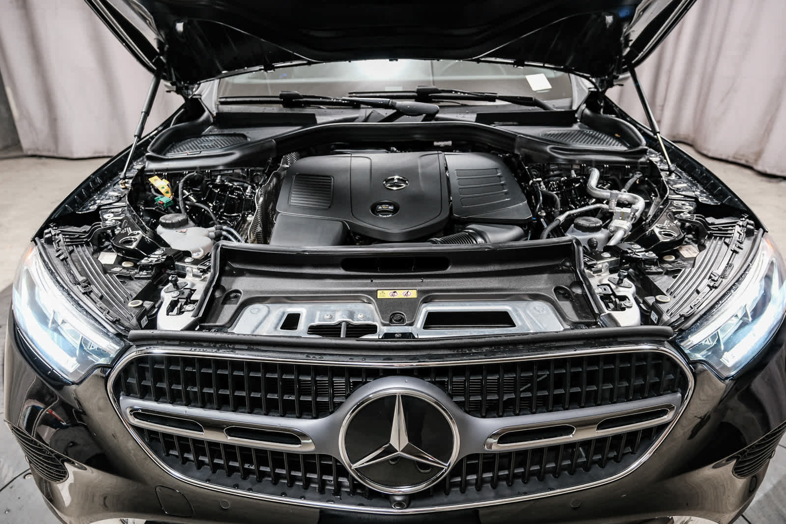 Certified 2026 Mercedes-Benz GLC 350e 4MATIC image 25