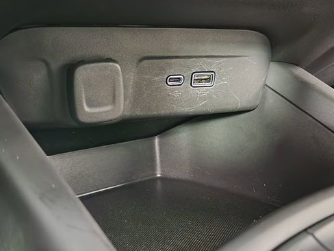 Certified 2024 Chevrolet Trax RS w/ Driver Confidence Package FWD image 22
