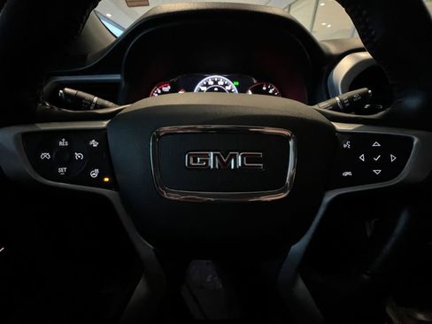 Certified 2021 GMC Acadia SLT w/ Technology Package image 28