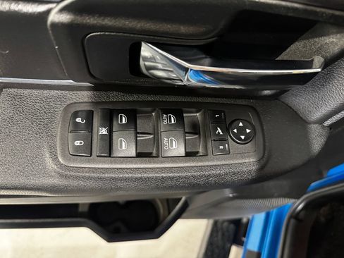 Used 2022 RAM 1500 Warlock AWD/4WD image 20
