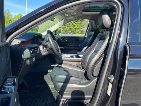 Used 2023 Lincoln Aviator Reserve w/ Jet Package AWD/4WD image 24