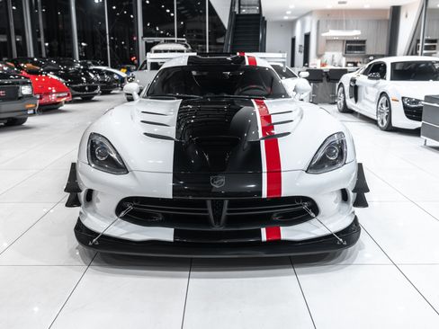 Used 2016 Dodge Viper ACR w/ Extreme Aero Package RWD image 7