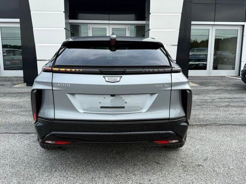 New 2026 Cadillac Lyriq Sport image 4