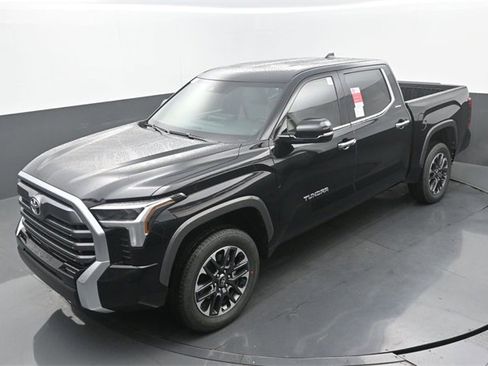 New 2026 Toyota Tundra Limited image 30