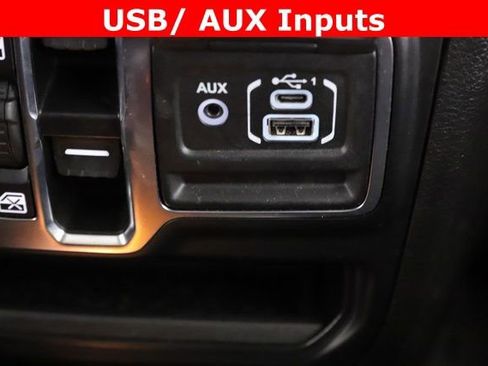 Used 2023 Jeep Wrangler Sahara image 23