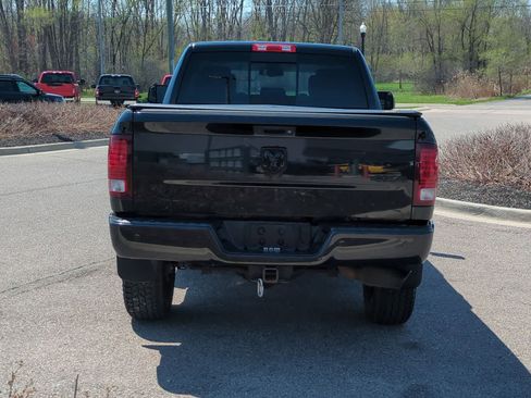 Used 2018 RAM 2500 Laramie w/ Sport Appearance Group AWD/4WD image 7