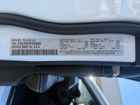 Used 2023 Jeep Grand Cherokee L Overland image 19