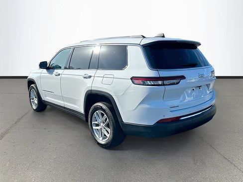 Used 2023 Jeep Grand Cherokee L Laredo RWD image 25