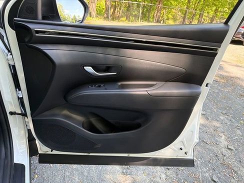 Certified 2023 Hyundai Tucson SEL AWD/4WD image 10