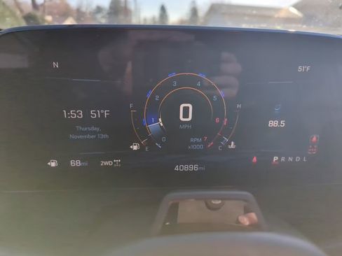 Used 2024 Chevrolet Traverse Z71 w/ Enhanced Driving Package image 18