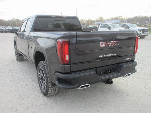 New 2026 GMC Sierra 1500 AT4 image 9