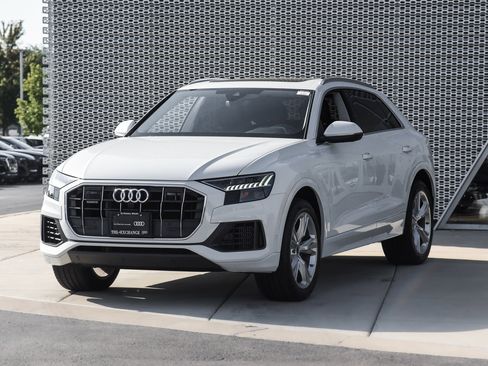 Certified 2023 Audi Q8 Premium Plus w/ Premium Plus Package image 5