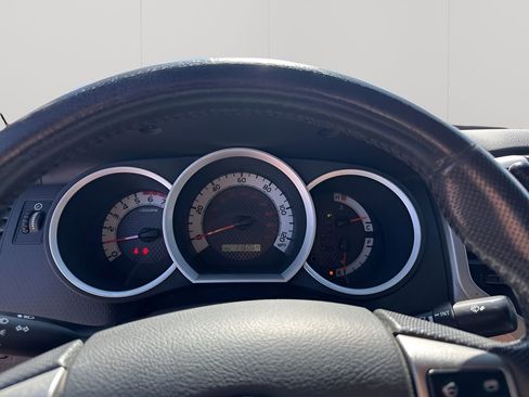 Used 2013 Toyota Tacoma PreRunner w/ TRD Sport Pkg image 32