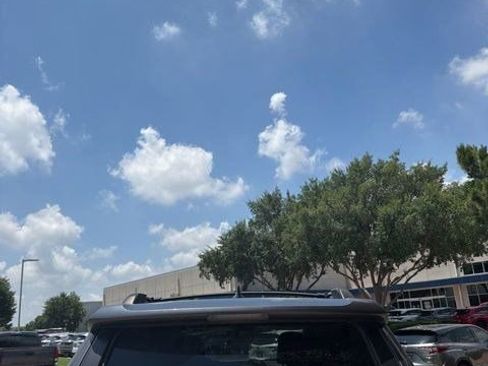 Used 2023 Toyota 4Runner SR5 Premium w/ Moonroof Package RWD image 7