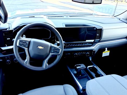 New 2026 Chevrolet Silverado 1500 LTZ w/ Z71 Off-Road Package image 10