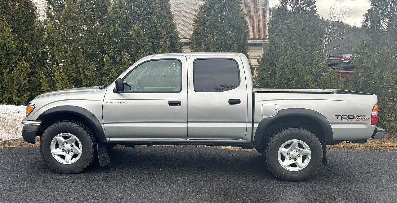 Used 2004 Toyota Tacoma 4x4 Double Cab w/ Convenience Pkg image 2