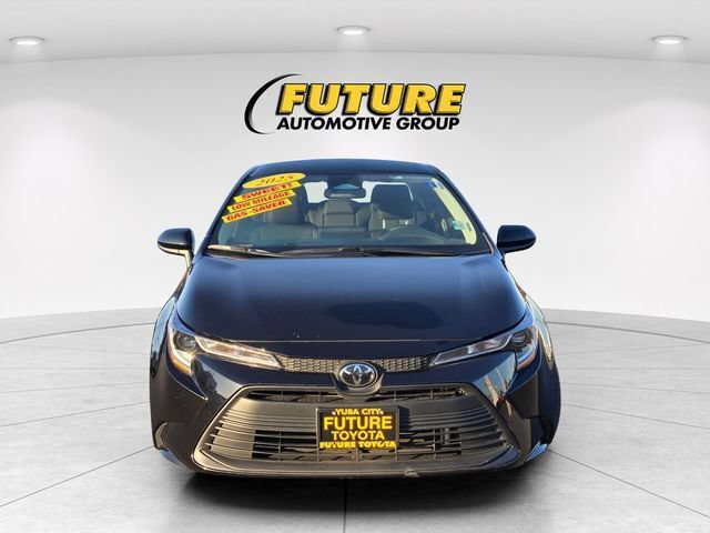 Certified 2025 Toyota Corolla LE FWD image 2