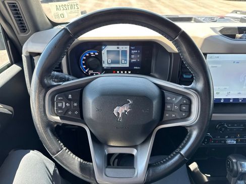 Used 2022 Ford Bronco Wildtrak AWD/4WD image 17
