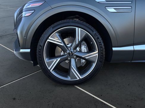 Used 2025 Genesis GV80 3.5T Prestige image 14