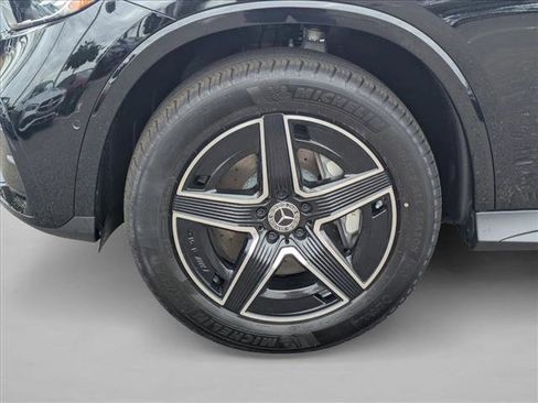 New 2026 Mercedes-Benz GLC 300 image 9