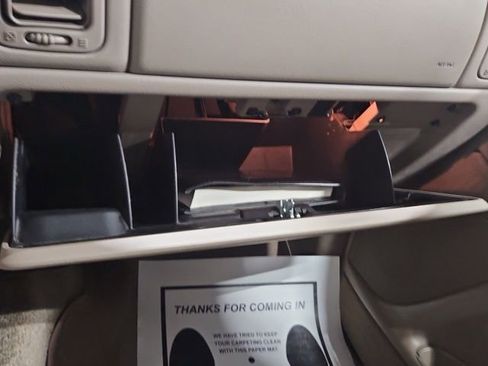 Used 2003 GMC Yukon XL Denali image 22