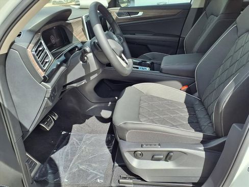 New 2026 Volkswagen Atlas SEL Premium R-Line AWD/4WD image 15