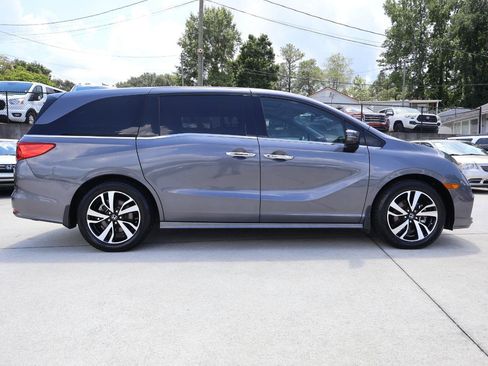 Used 2018 Honda Odyssey Elite image 8