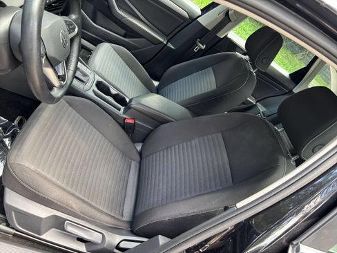 Used 2025 Volkswagen Jetta S FWD image 34