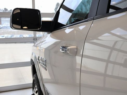 Used 2017 RAM 3500 Laramie image 28
