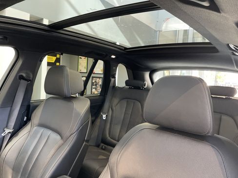 Used 2022 BMW X5 xDrive45e w/ M Sport Package image 31